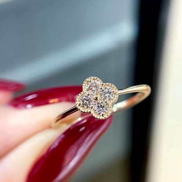 Delicate Clover Ring 925SterlingSilver/14kGold Plated HighQuality Zirconia Size7 - Picture 4 of 12